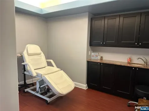 125 N Dean Street Englewood NJ 07631