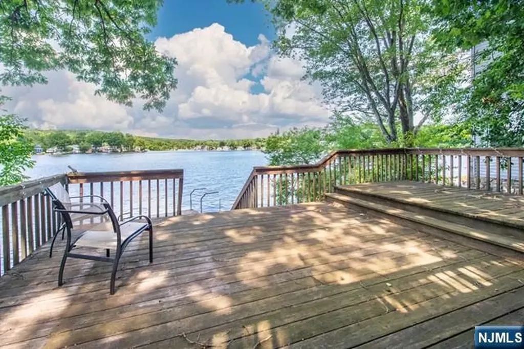 21 E Shore Road Denville Township NJ 07834