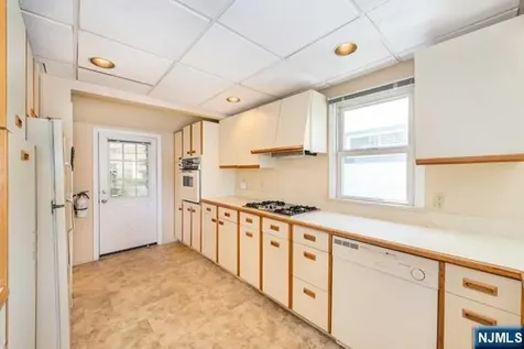 21 E Shore Road Denville Township NJ 07834