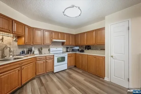 730 Harmon Cove Tower Secaucus NJ 07094