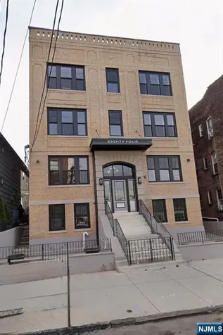 84 Van Wagenen Avenue Jersey City NJ 07306