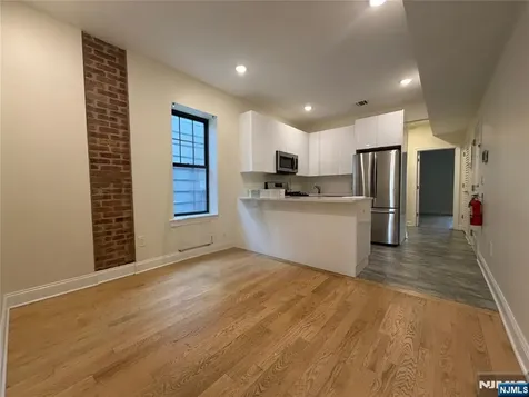 84 Van Wagenen Avenue Jersey City NJ 07306