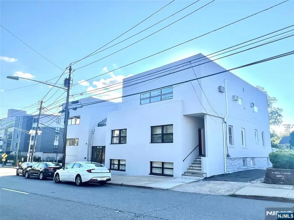 2357 Lemoine Avenue Fort Lee NJ 07024