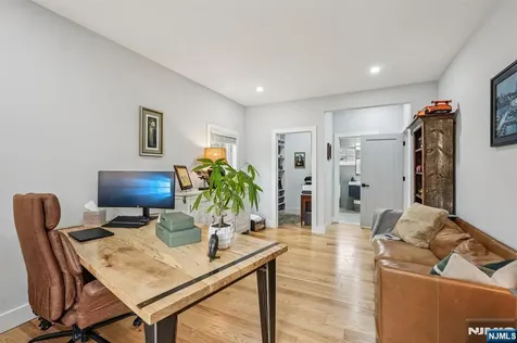 109 Arbor Drive Ho-ho-kus NJ 07423