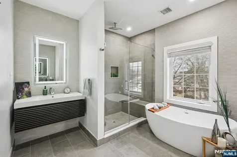 109 Arbor Drive Ho-ho-kus NJ 07423