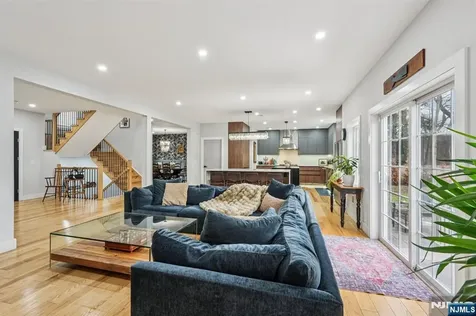109 Arbor Drive Ho-ho-kus NJ 07423