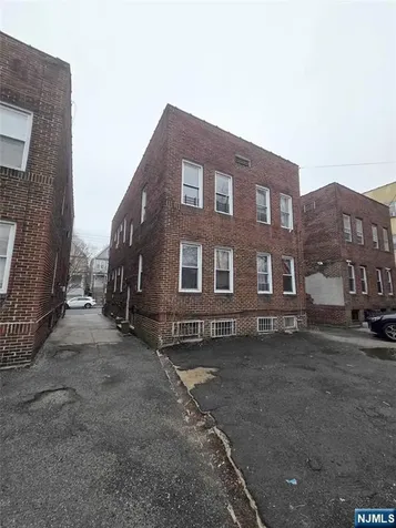 407 S 15th Street Newark NJ 07103