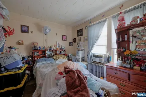 156 Dayton Street Newark NJ 07114