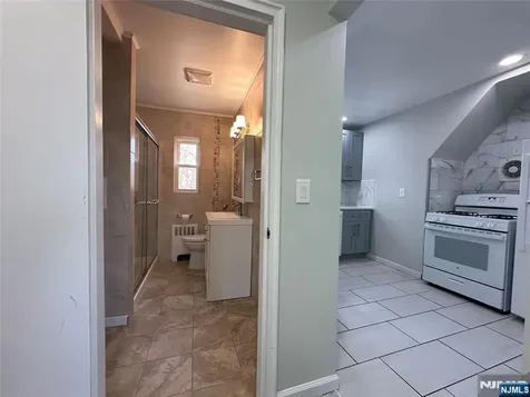 264 Shaler Boulevard Ridgefield NJ 07657
