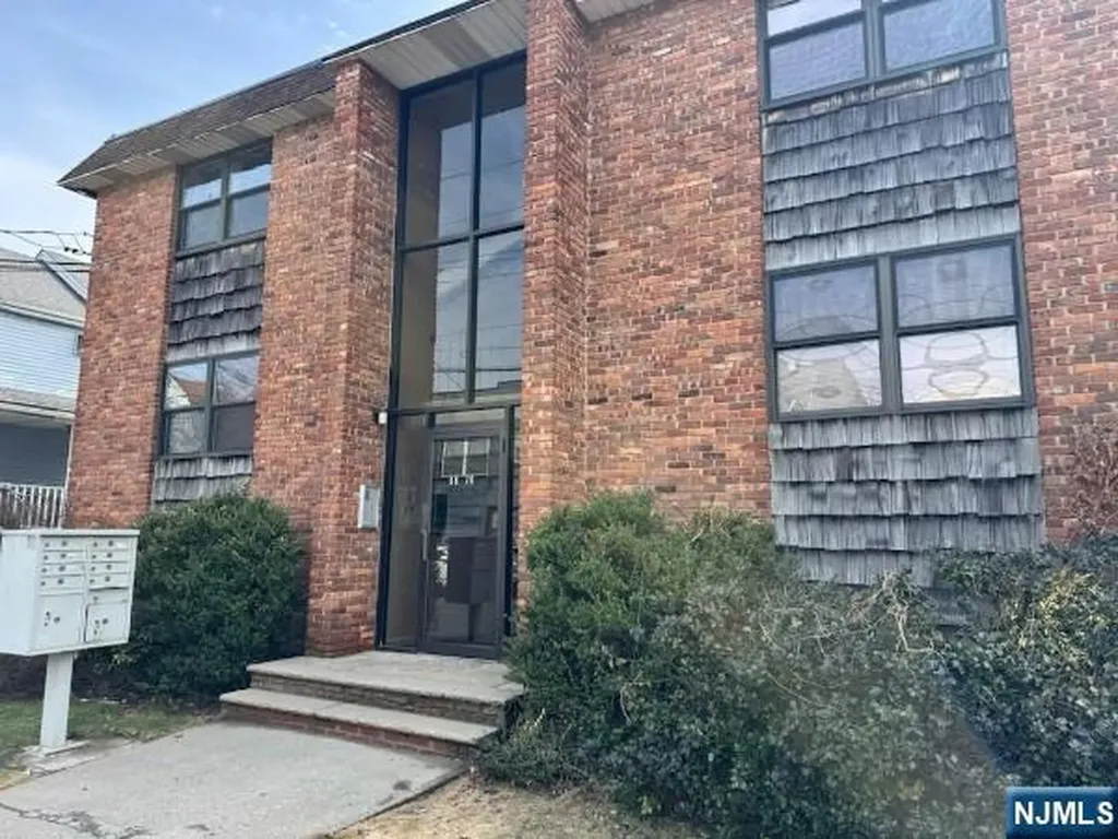 68-70 Montgomery Street Bloomfield NJ 07003