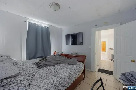 152 Dayton Street Newark NJ 07114