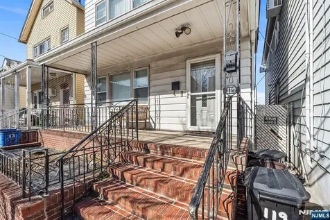 119 21st Street Bayonne NJ 07002