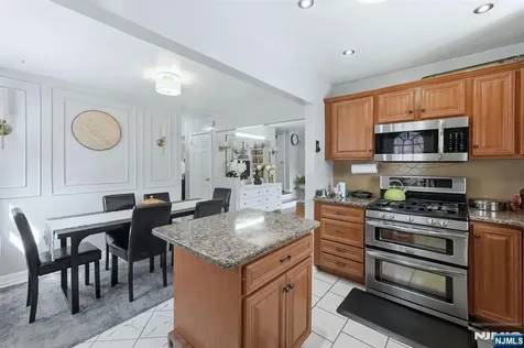 39 Voorhees Street Teaneck NJ 07666