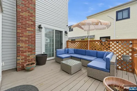 39 Voorhees Street Teaneck NJ 07666