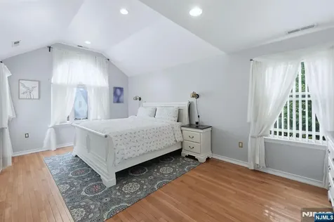 39 Voorhees Street Teaneck NJ 07666