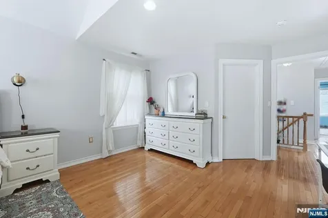 39 Voorhees Street Teaneck NJ 07666