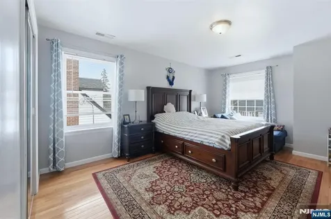 39 Voorhees Street Teaneck NJ 07666