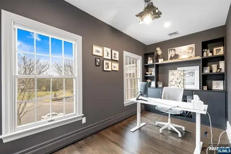 18 Sunflower Drive Upper Saddle River NJ 07458