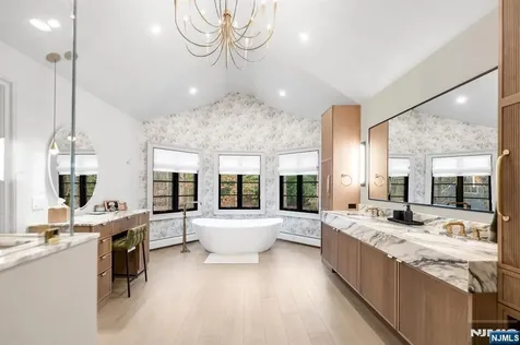 18 Sunflower Drive Upper Saddle River NJ 07458