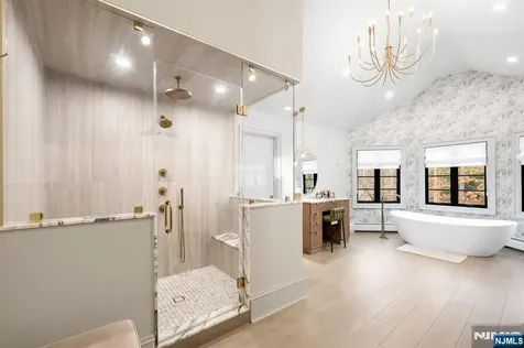 18 Sunflower Drive Upper Saddle River NJ 07458
