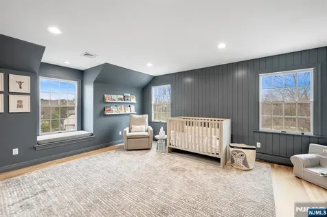 18 Sunflower Drive Upper Saddle River NJ 07458