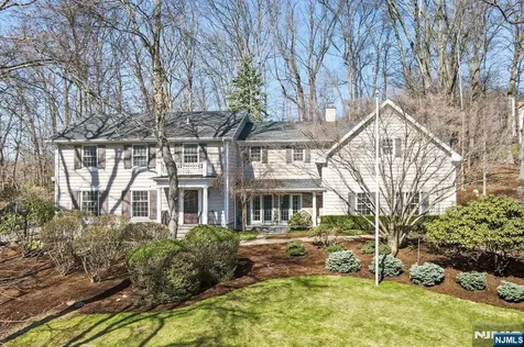 760 Rivenwood Road Franklin Lakes NJ 07417