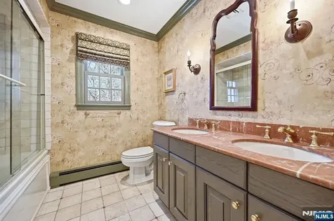 760 Rivenwood Road Franklin Lakes NJ 07417