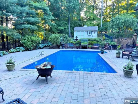 760 Rivenwood Road Franklin Lakes NJ 07417