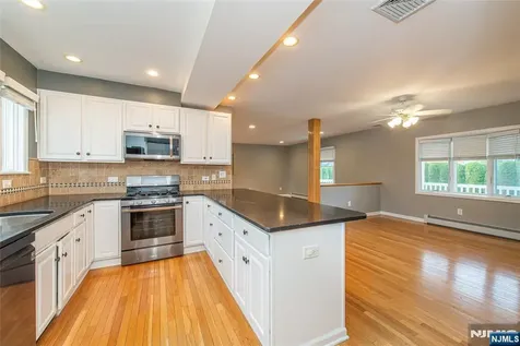 75 Grove Street Clifton NJ 07013