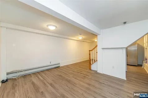 75 Grove Street Clifton NJ 07013