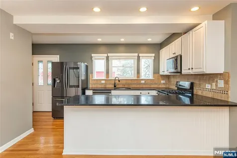 75 Grove Street Clifton NJ 07013