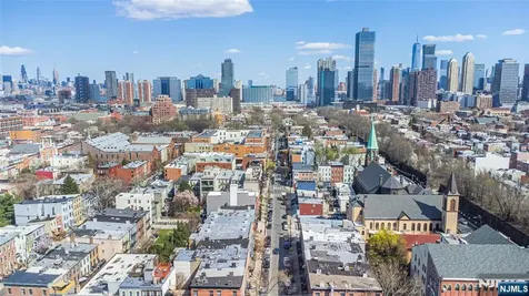 352 7th Street Jersey City NJ 07302