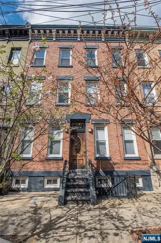 352 7th Street Jersey City NJ 07302