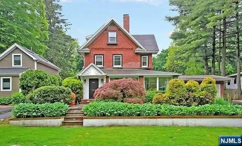 21 Meadow Street Demarest NJ 07627
