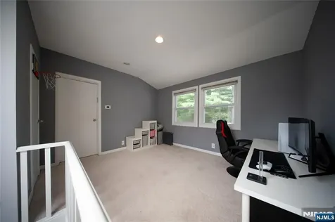 21 Meadow Street Demarest NJ 07627