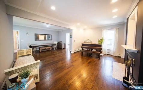 21 Meadow Street Demarest NJ 07627