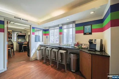 2185 Lemoine Fort Lee NJ 07024