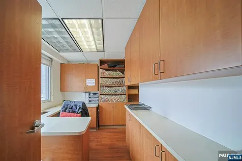 2185 Lemoine Fort Lee NJ 07024