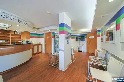 2185 Lemoine Fort Lee NJ 07024