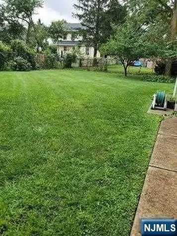 24 Washington Place Teaneck NJ 07666