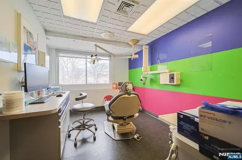 2185 Lemoine Fort Lee NJ 07024