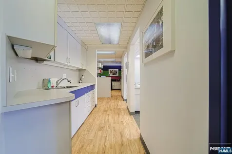 2185 Lemoine Fort Lee NJ 07024