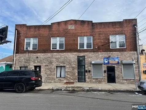 218-220 Clinton Place Newark NJ 07112