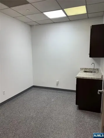 47 Orient Way Rutherford NJ 07070