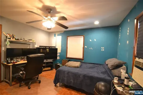 74 Cathedral Avenue Clifton NJ 07110