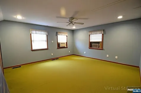 74 Cathedral Avenue Clifton NJ 07110