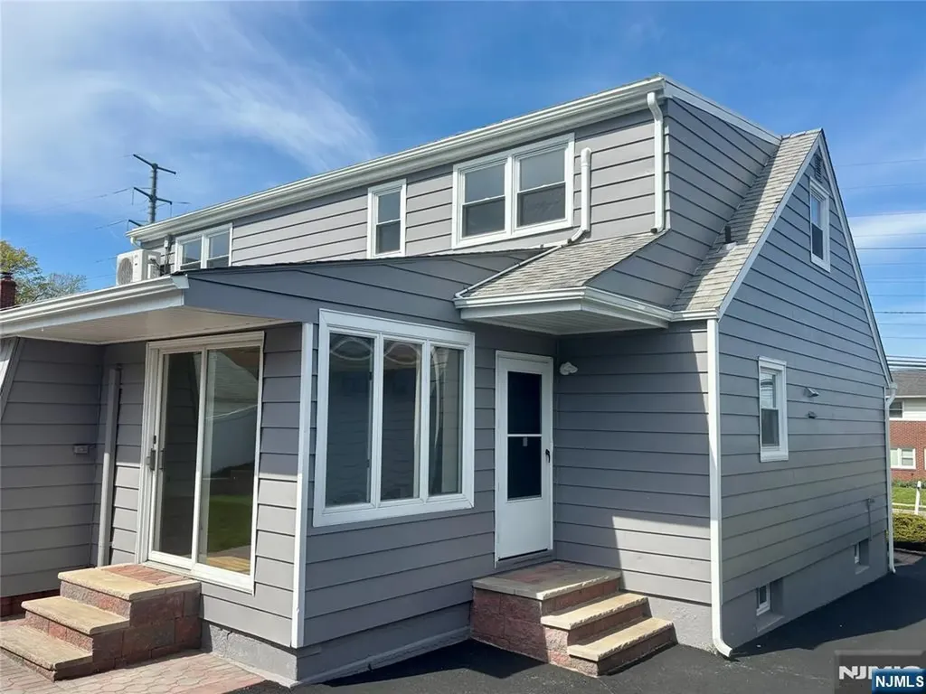9 Joan Place Clifton NJ 07012