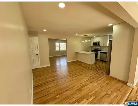 9 Joan Place Clifton NJ 07012