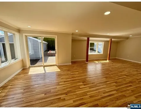 9 Joan Place Clifton NJ 07012