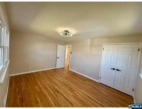 9 Joan Place Clifton NJ 07012
